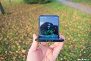 Motorola Razr 2022 21