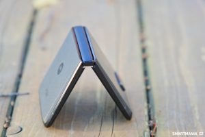 Motorola Razr 2022 38