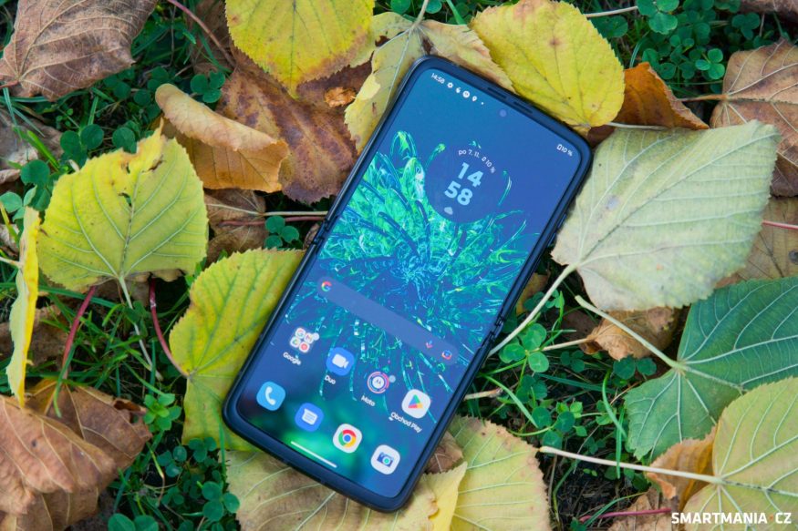 Motorola Razr 2022 40