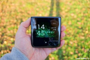 Motorola Razr 2022 8