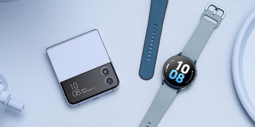 900 450 Samsung Galaxy Z Flip4 Watch5