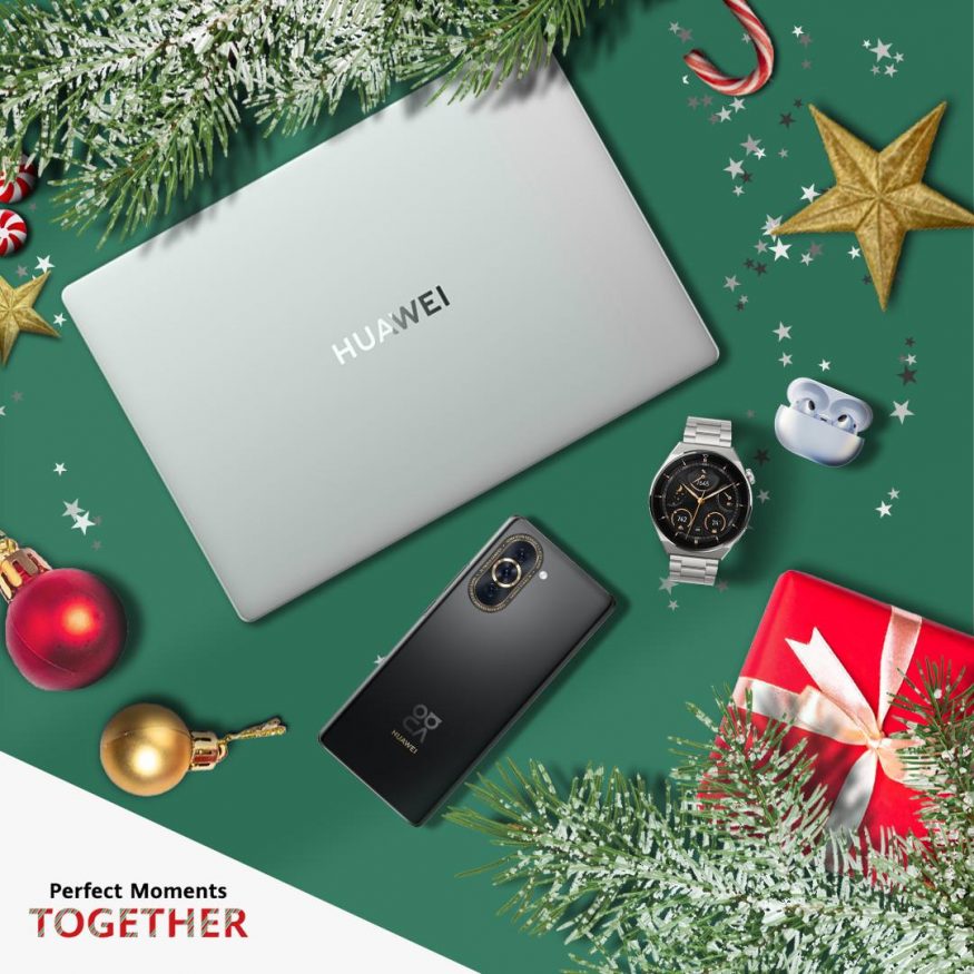 MKT Public Social AssetsPost，video，skins，emoji HQ MKT Retainer Holiday Flatlay02 EN HQ