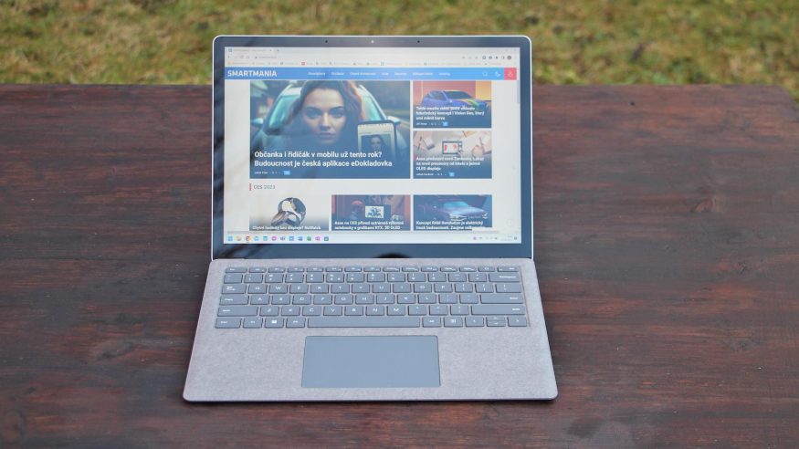 Počítač Microsoft Surface Laptop 5