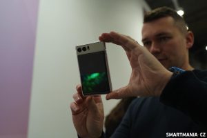 Motorola Rizr 04