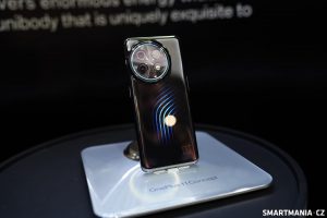 OnePlus 11 Concept 01