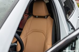 Lexus UX 7