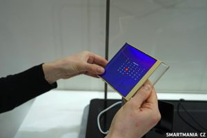 Samsung foldable rollable MWC 2023 03