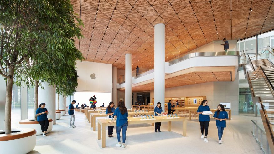 Apple BKC Mumbai India media preview interior
