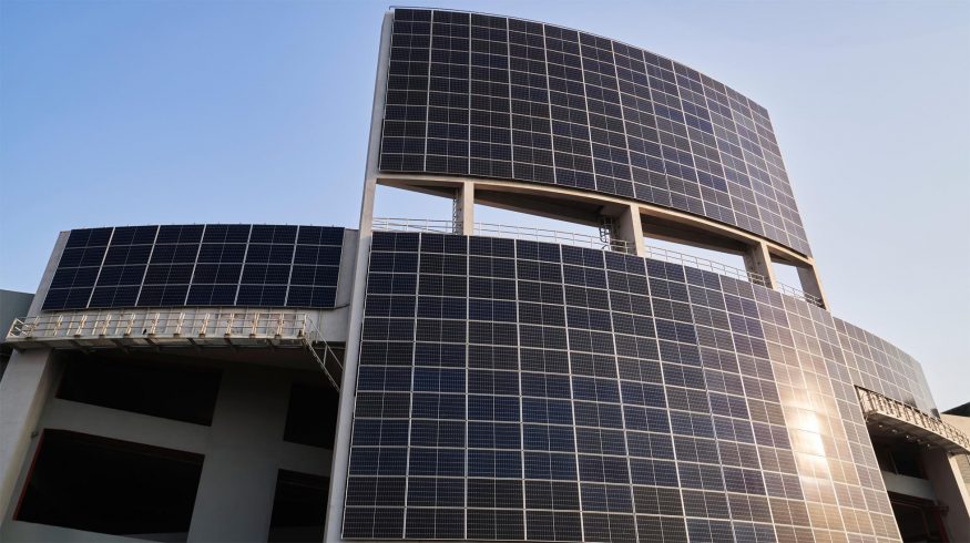 Apple BKC Mumbai India media preview solar array
