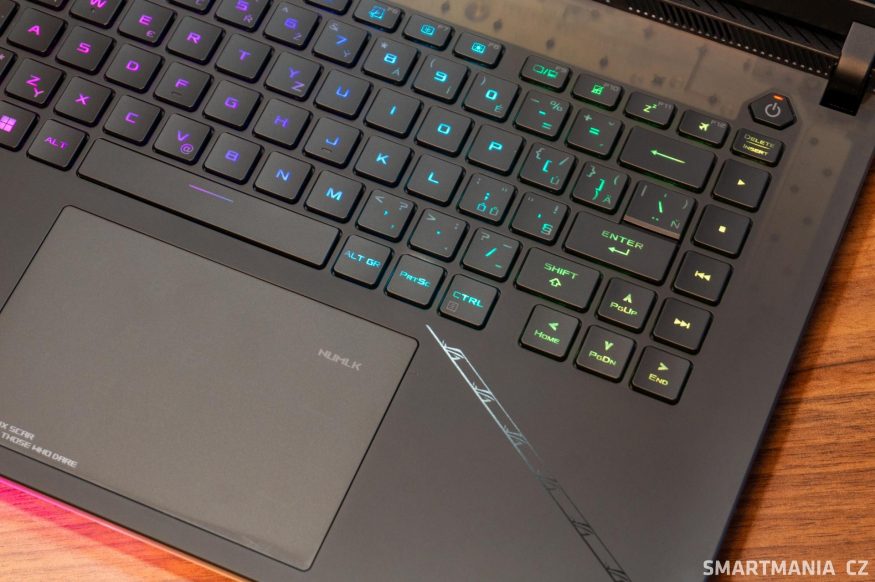 Asus Rog Strix Scar 16 006