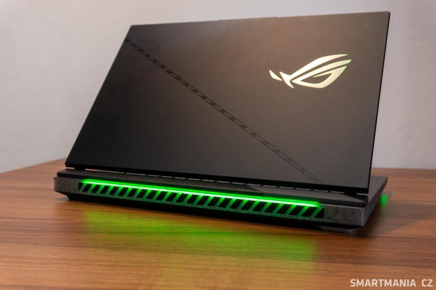 Asus Rog Strix Scar 16 017