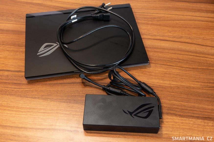 Asus Rog Strix Scar 16 027