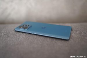 Motorola Edge 40 Pro 01 recenze design