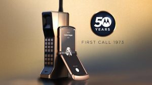 Motorola prvni hovor 50 let