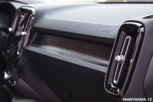 XC40 11