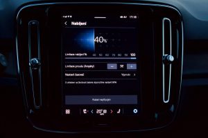XC40 6