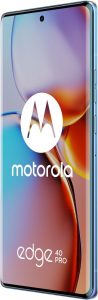 motorola edge 40 pro BasicPack Lunar Blue Dyn FrontSide Right 1