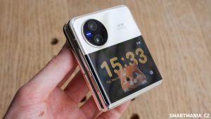 vivo x flip 05
