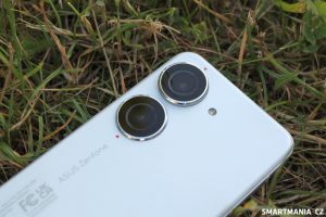 ASUS Zenfone 10 recenze 006