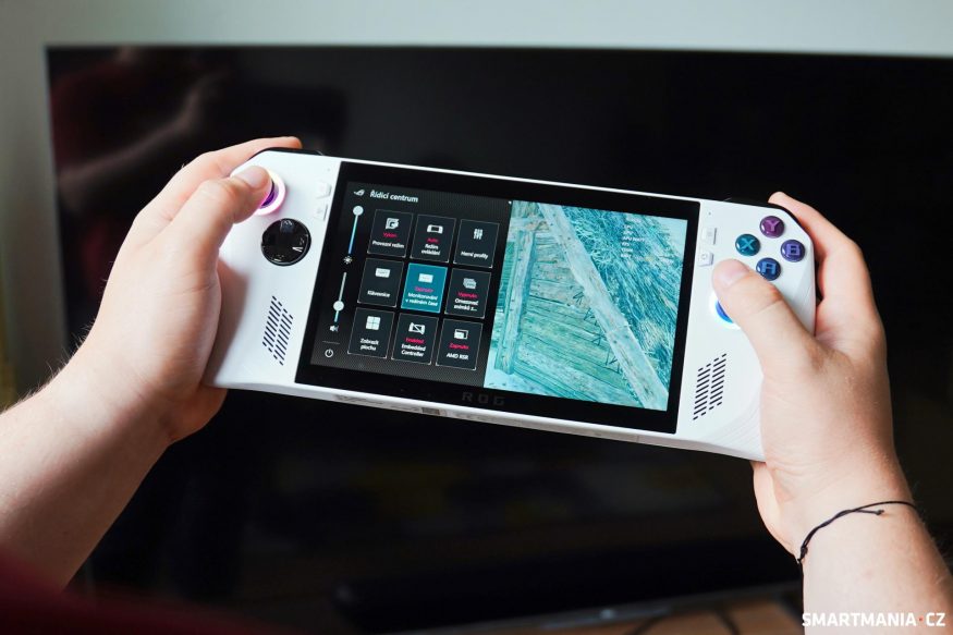 Asus ROG Ally: na plný výkon vydrží handheld přibližně hodinu Asus ROG Ally: na plný výkon vydrží handheld přibližně hodinu