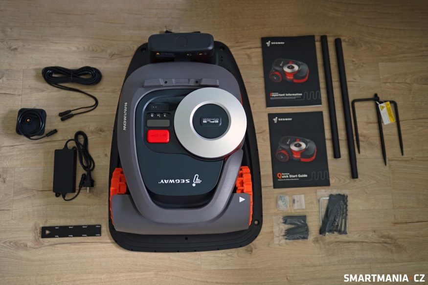 Obsah balení sekačky Segway Navimow H3000E Obsah balení sekačky Segway Navimow H3000E