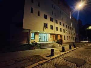 noční fotografie z širokoúhlého fotoaparátu telefonu Honor 90