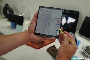 Používání pera S Pen na Galaxy Z Fold 5