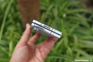 Samsung Galaxy Z Fold 5 v zavřeném stavu