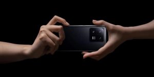 Chytrý telefon Xiaomi na propagačním snímku