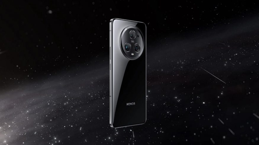 Smartphone Honor Magic 5 Pro v černé barvě