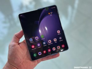 Galaxy Z Fold 5 se zaslepeným poddisplejovým fotoaparátem