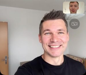 Probíhající videohovor na MS Teams