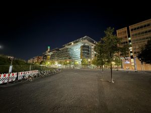 Širokoúhlý fotoaparát (0,5×, 13 mm)
