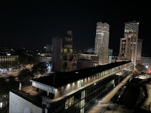 Hlavní fotoaparát (1×, 24 mm)