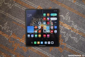 Xiaomi Mix Fold 3 v otevřeném stavu