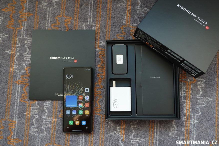 Xiaomi nabíječku do balení přidává, a rovnou GaN s výkonem 67W