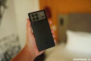 Zadní strana telefonu