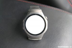 Huawei Watch GT 4 svítilna, jas displeje