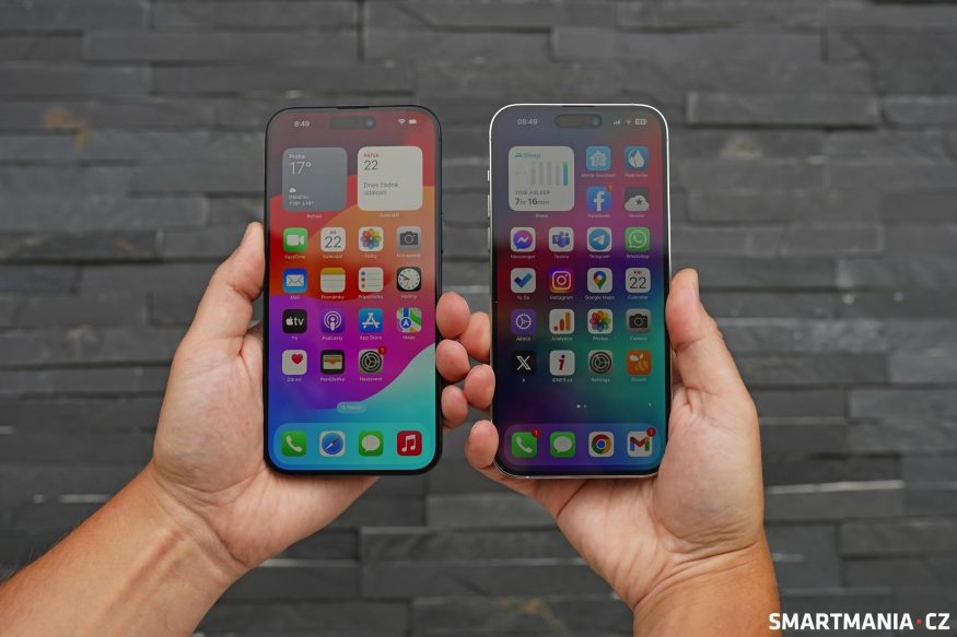 iPhone 15 Pro Max (vlevo) vs. iPhone 14 Pro Max iPhone 15 Pro Max (vlevo) vs. iPhone 14 Pro Max