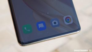 Infinix Zero 30 5G, detail na spodní bradu