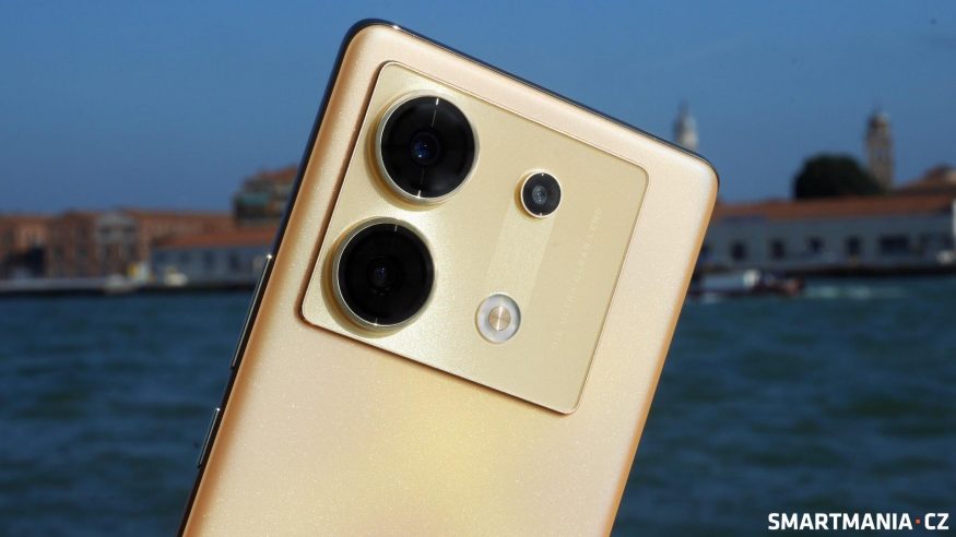 Infinix Zero 30 5G, detail na fotoaparát