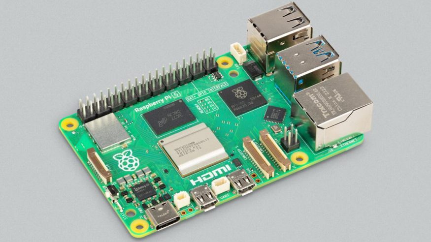 Minipočítač Raspberry Pi 5 Minipočítač Raspberry Pi 5