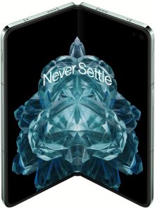 OnePlus Open v zelené barvě na tiskovém snímku