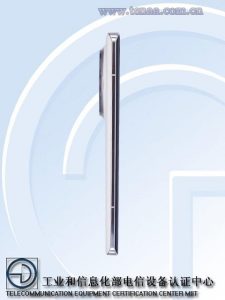 Realme GT5 Pro na snímcích z certifikace TENAA