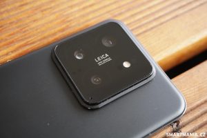 Xiaomi 14 a detail fotoaparátu