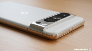 Google Pixel 8 Pro, detail na fotomodul