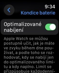 Nastavení baterie a optimalizovaného nabíjení v Apple Watch