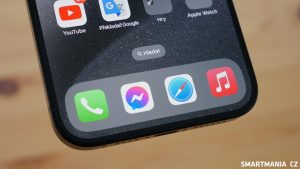 Apple iPhone 15 Pro Max, detail na displej