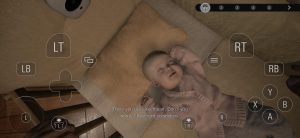 Resident Evil Village na iPhonu, snímek obrazovky