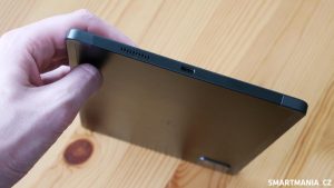 T-Mobile T Tablet, spodní strana